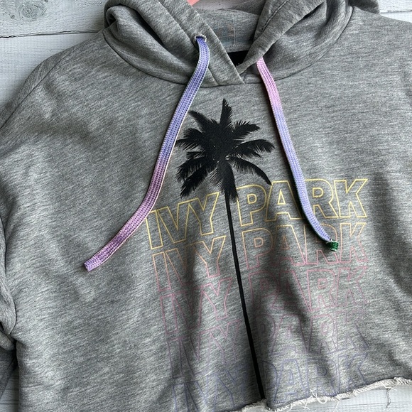 IVY PARK Festival Palm Tree Cropped Graphic Hoodie Sweatshirt XS - Picture 3 of 14